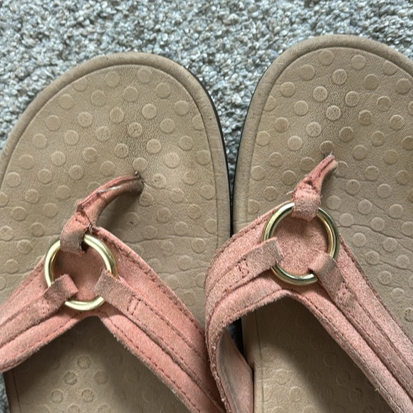 Vionic flip flops, sized 9; some wear, peach suede straps - Picture 6 of 6